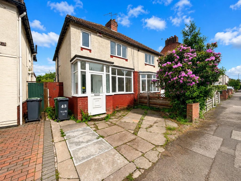 Property main image