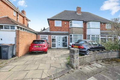 Property on Collingbourne Avenue, B36 8JN