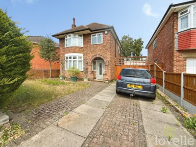 Property on Hunt Lea Avenue, LN6 7XB