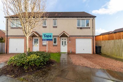 Property on St Michaels Yard, DD4 9AP