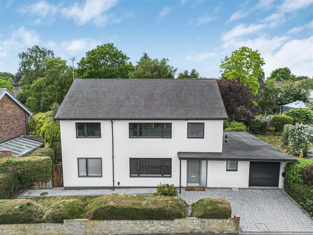 Property main image