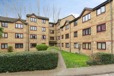 Property on Porter Close, RM20 4AS