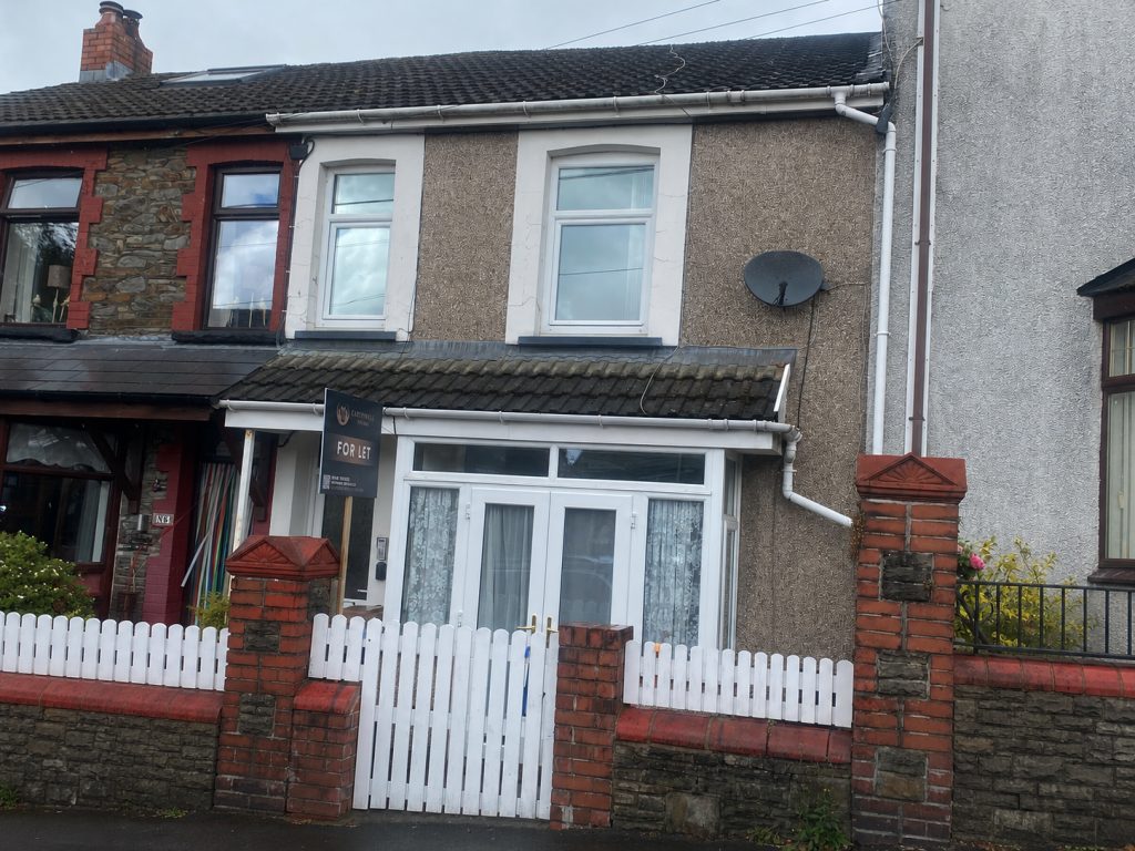 Terraced House