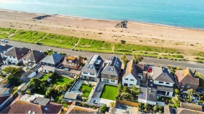 Property on Kings Walk, BN43 5LG