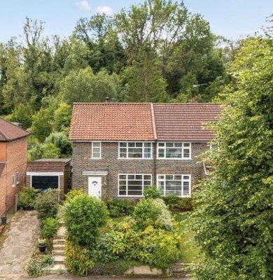 Property on Ingleboro Drive, CR8 1EF