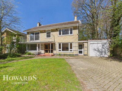 Property on Gunton Avenue, NR32 5DA