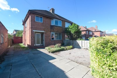 Property on Central Road, CW9 7EN