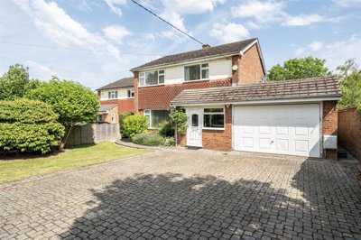 Property on RG22 5HN