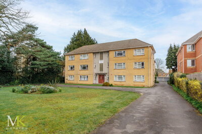 Property on Richmond Park Road, BH8 8TP