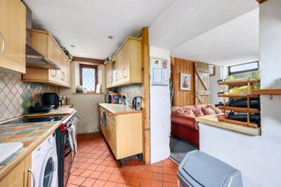 Property on PL21 9SB