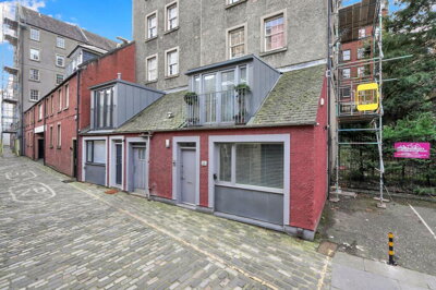 Property on King'S Stables Lane, EH1 2LQ