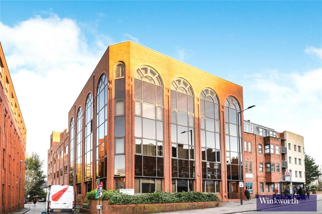 Property main image