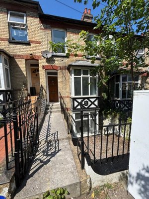 Property on Gladstone Avenue, LU1 1QL