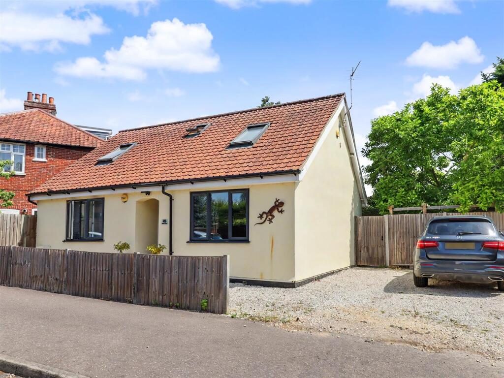 Property main image