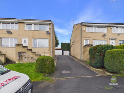 Property on Leaventhorpe Avenue, BD8 0ED