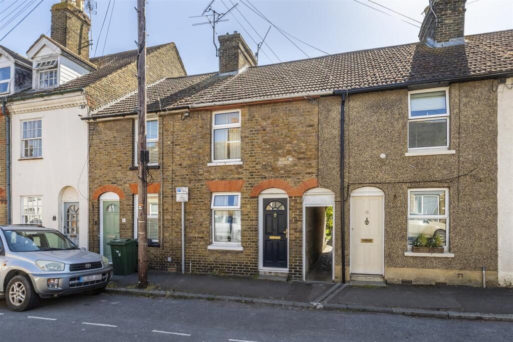Terraced House