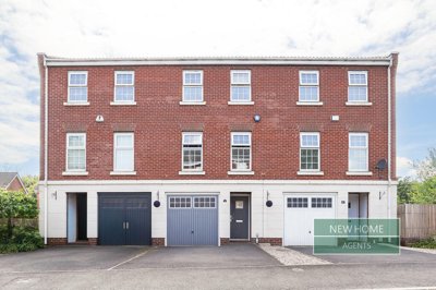 Property on BL6 5GS