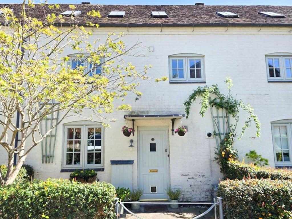Terraced House