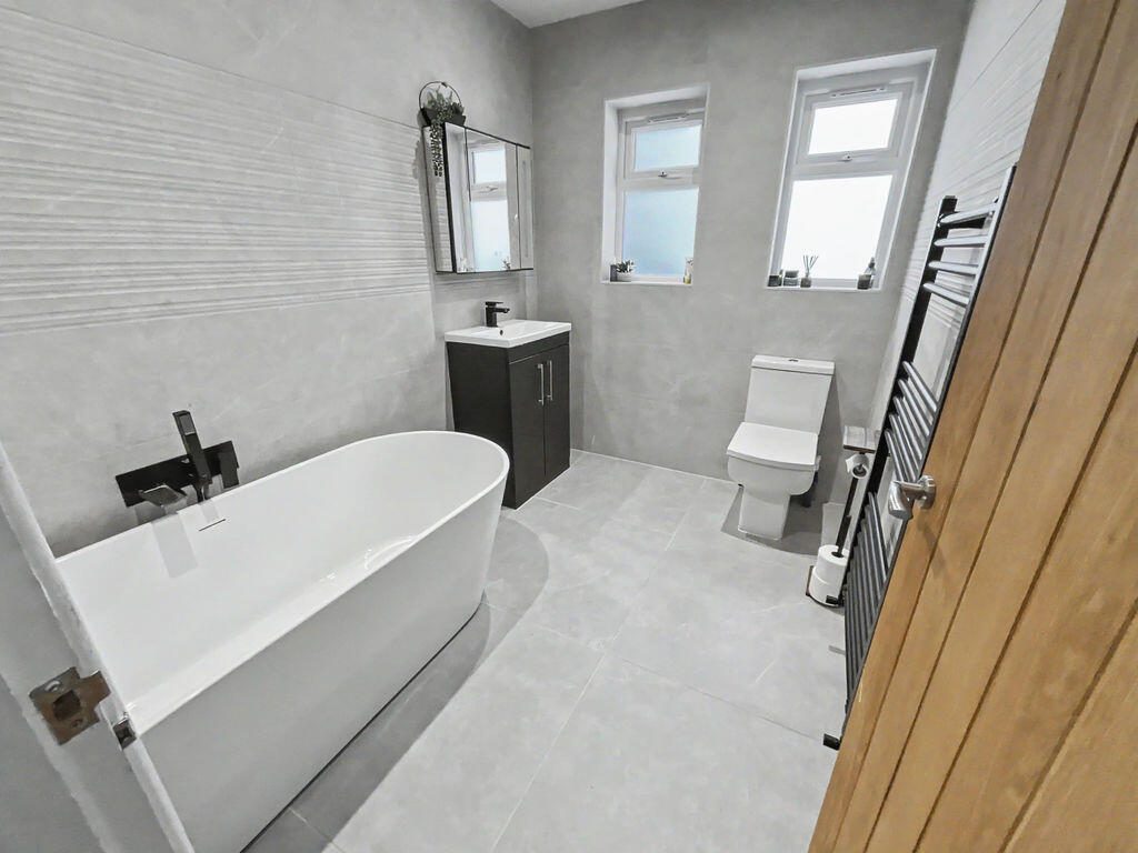 Thumbnail 12