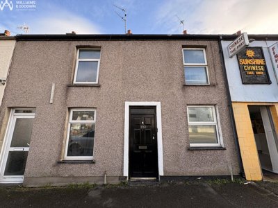 Property on Caernarfon Road, LL57 4SB
