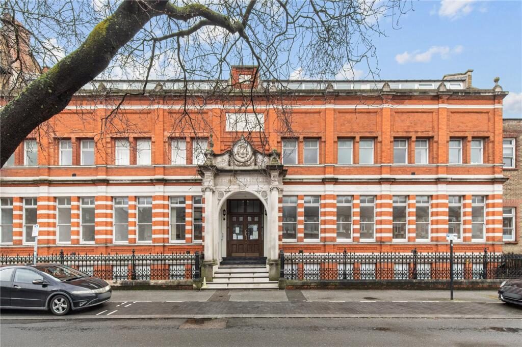 Property main image