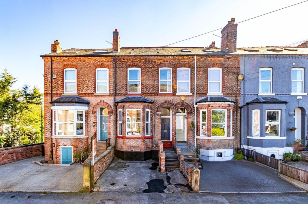 Terraced House