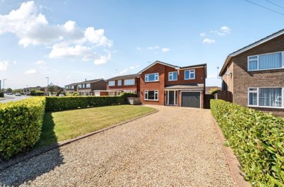 Property on Chestnut Avenue, PE12 7NE