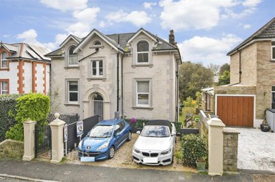 Property on St Boniface Road, PO38 1NP