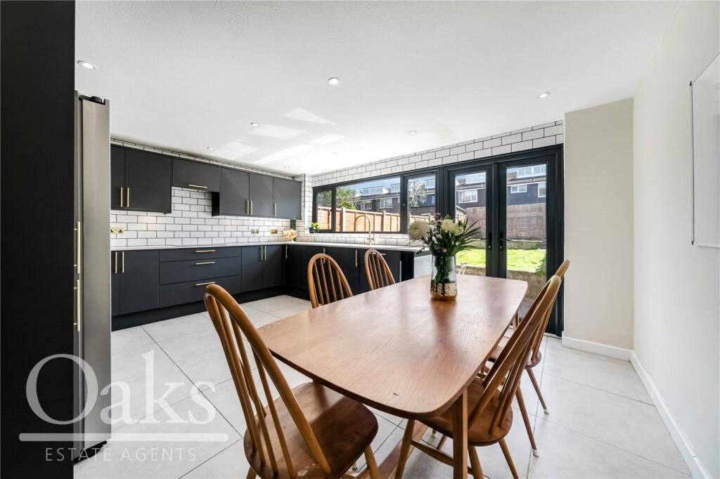 Terraced House