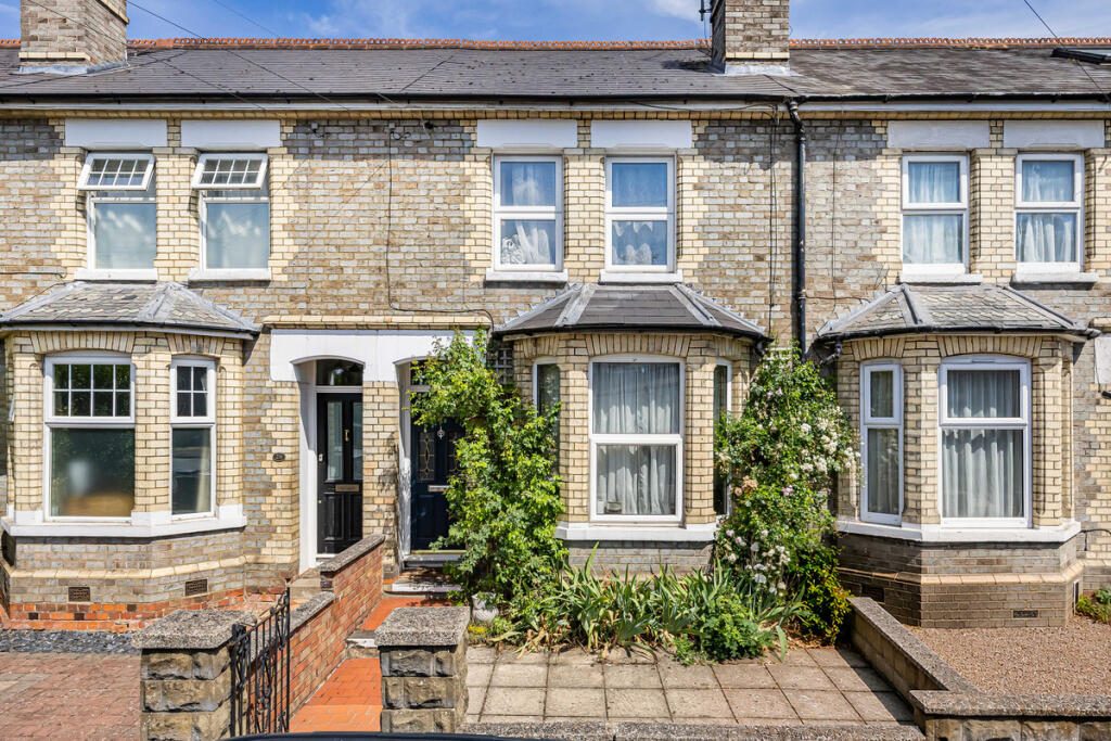 Property main image