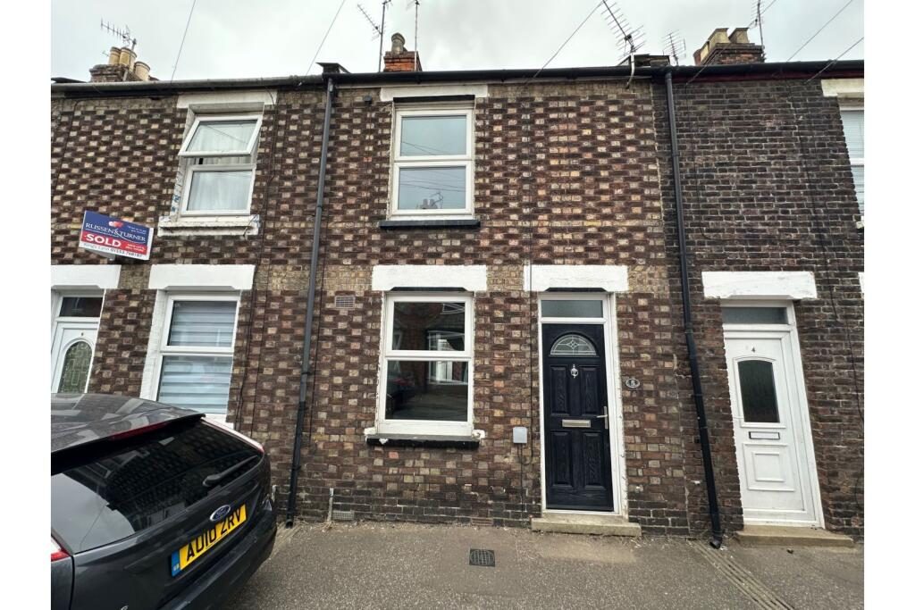 Terraced House