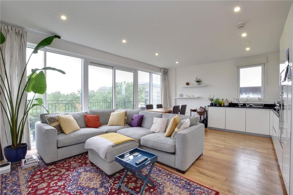 Property main image