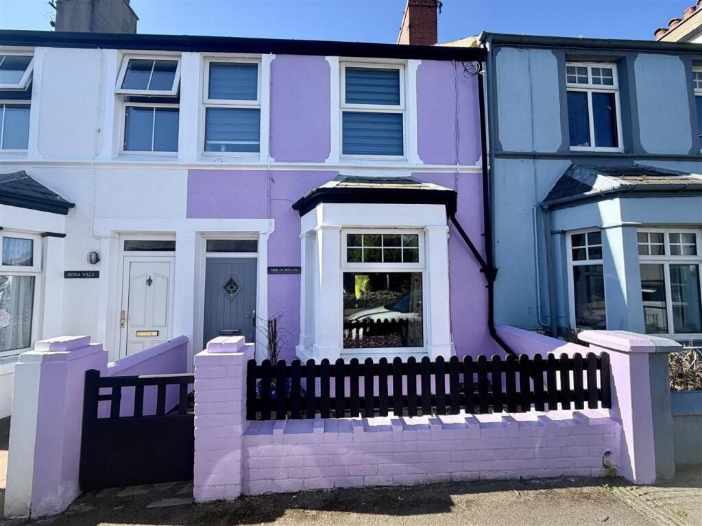 Property main image