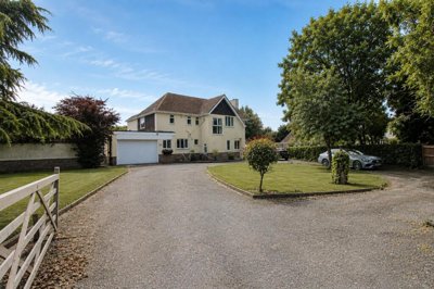 Property on PO14 3DP