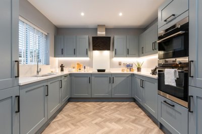 Property on NN14 2WQ