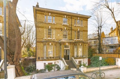 Property on King Henry'S Road, NW3 3RD