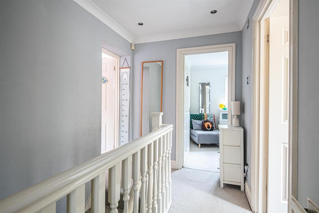 Thumbnail 11