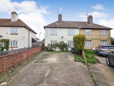 Property on South Close, RM10 9NJ