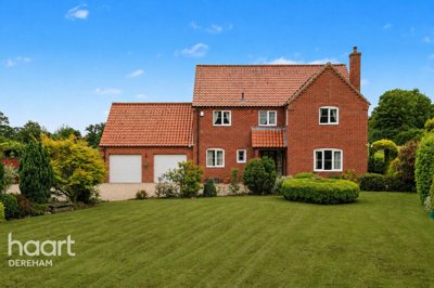 Property on NR20 3BT