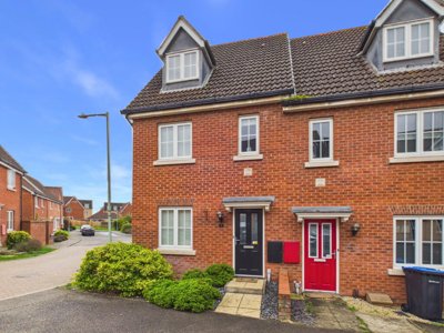 Property on Nuthatch Close, IP14 5BF
