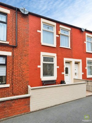 Property on Marsh Terrace, BB3 0HF