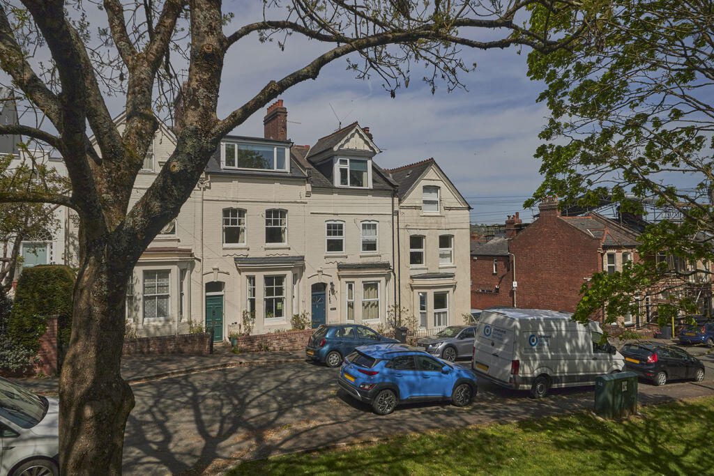Terraced House