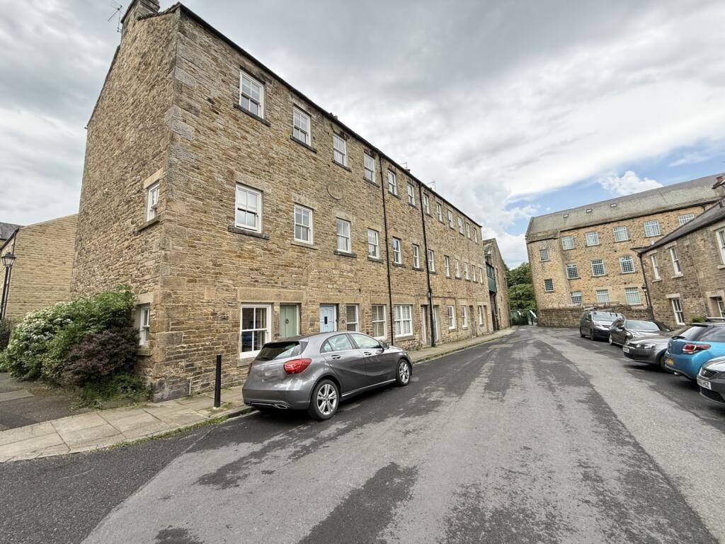Terraced House