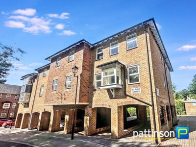 Property on St Giles Close, DH1 1XH