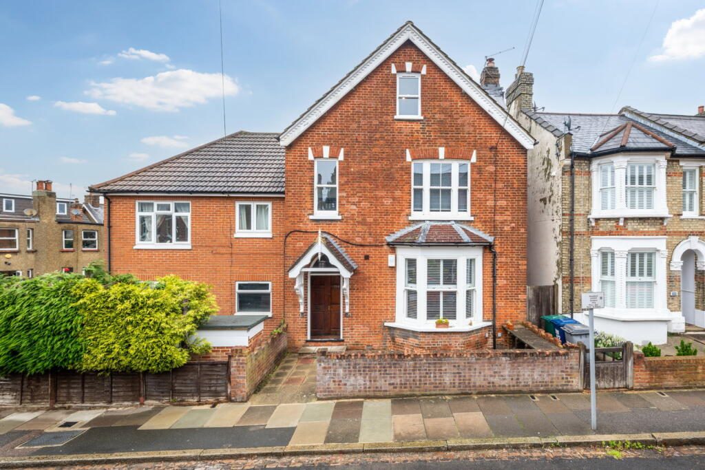 Property main image