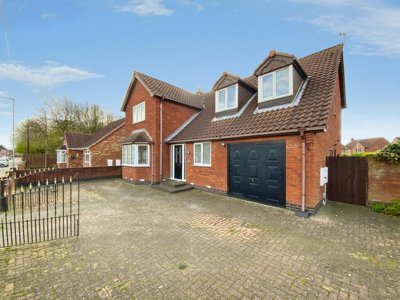 Property on Daisyfield Drive, HU11 4BF