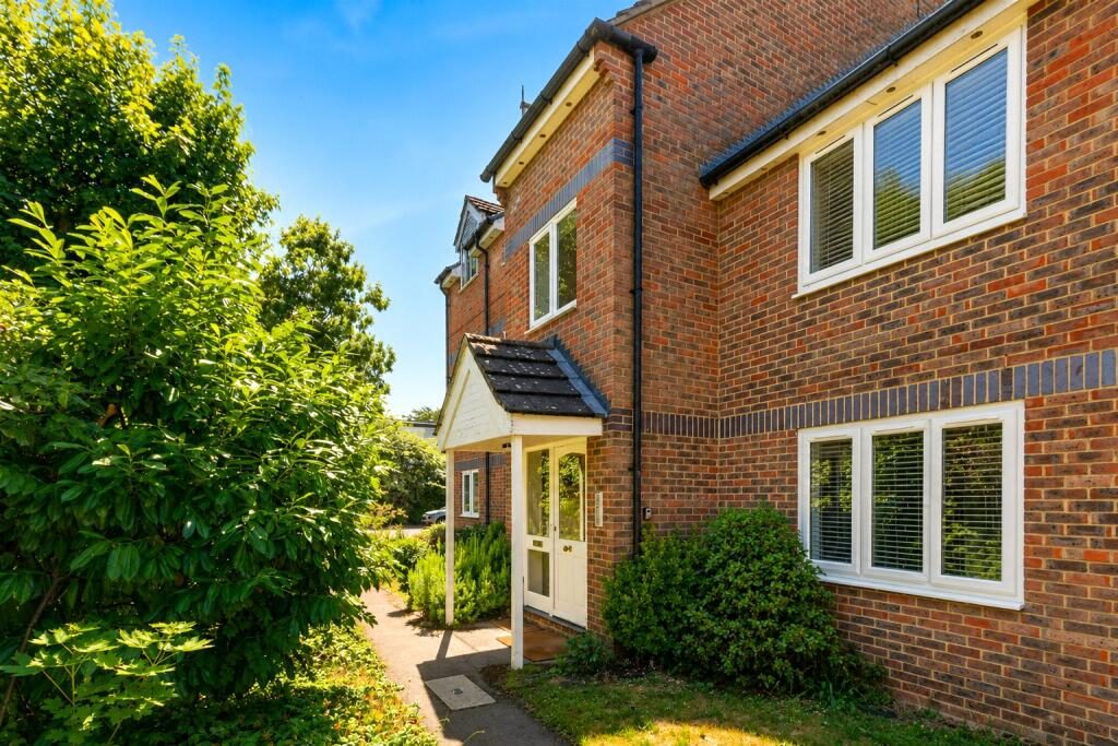 Property main image