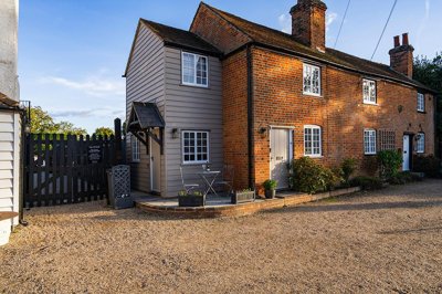 Property on High Street, CM4 9BD