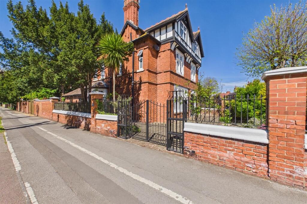 Detached House