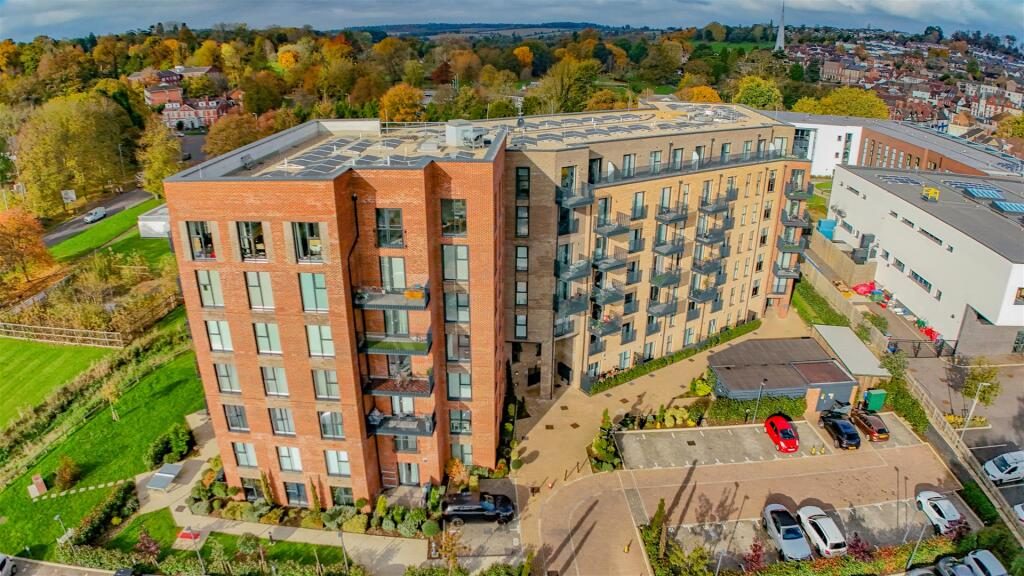 Property main image